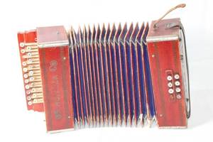 lot A-216 image: Vintage Hohner Accordion with Bellows and Keys