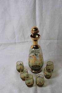lot 220 image: Vintage Green and Gold Decanter Set with 6 Glasses