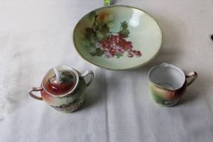 lot 246 image: Set of Vintage Hand-Painted Ceramic Dishware with Fruit Motif