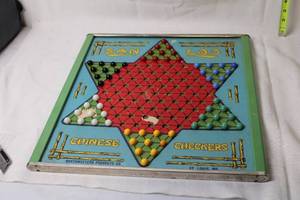 lot A-273 image: Vintage Northwestern Products Co. Chinese Checkers and Chess Board
