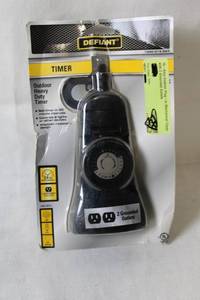 lot 309 image: Defiant Outdoor Heavy Duty Timer with 2 Grounded Outlets