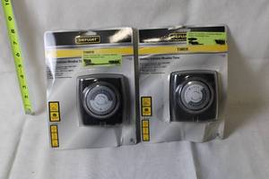 lot 323 image: Pair of Defiant Extreme Weather Outdoor Mechanical Timers