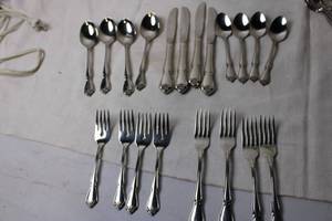 lot 356 image: Silver-Plated Flatware Set with Floral Design - 24 Pieces