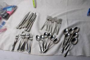 lot 360 image: Set of 36 Stainless Steel Flatware Pieces