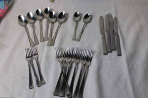 lot 361 image: Set of Stainless Steel Cutlery - 16 Pieces