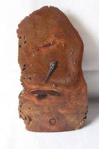 lot 424 image: Rustic Wooden Mantle Clock with Natural Bark Finish