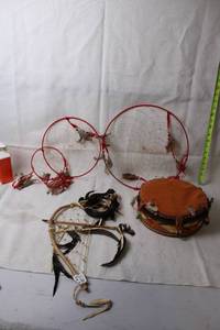 lot 432 image: Set of Dream Catchers and Native Hand Drum with Feathers