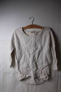 lot 442 image: Callia By Carrie Underwood XS Pullover Sweater