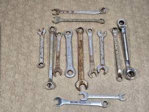 lot 101 image: Lot of Mixed Wrenches various sizes