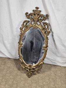 lot 59 image: Ornate Vintage Wall Mirror with Decorative Frame just under 23 tall