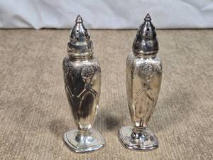 lot 68 image: Set of Vintage Silver Salt and Pepper Shakers