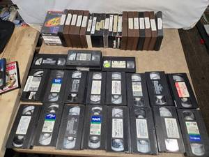 lot 154 image: Large Lot of VHS Tapes