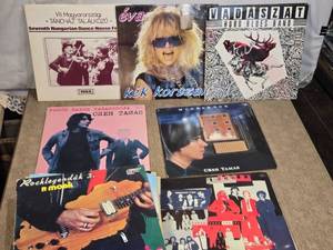 lot 165 image: Vintage Hungarian Vinyl Records