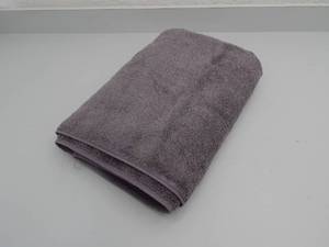 lot 153 image: Bath Towel