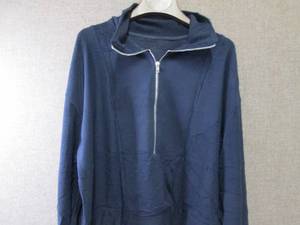 lot 2 image: 2 each Ladies 2XL Navy Half Zip Jac...