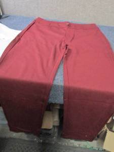 lot 19 image: Ladies XL Dress Pants...