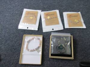 lot 67 image: Assorted Jewelry...