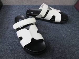 lot 121 image: Womens Size 11 Wild Fable Hayley Sa...
