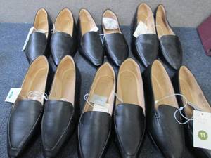 lot 128 image: 6 pr A New Day Flats  Size 10, 10, ...