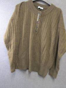 lot 132 image: 4 Brown Madewell Ladies Sweaters Si...
