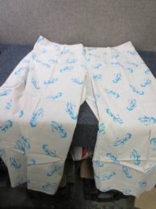 lot 145 image: 3 each Ladies 20W Wide Crop Pants...