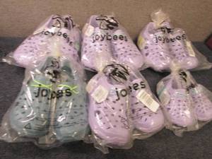lot 158 image: 6 pr JoyBees Size C 2, 2, 13, 13, 1...