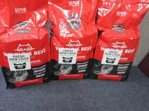 lot 163 image: 3- 8 lb Bags Worlds Best Cat Litte...