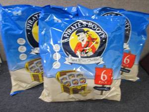 lot 229 image: 3- 6 (1 oz) bags Pirates Booty Aged...