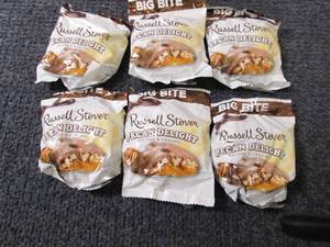 lot 269 image: 6 Russell Stover Pecan Delight...