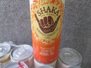 lot 330 image: 12- 12 oz Shaka Mango Hibiscus Herb...