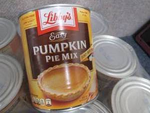 lot 336 image: 6- 30 oz Libbys Easy Pumpkin Pie M...