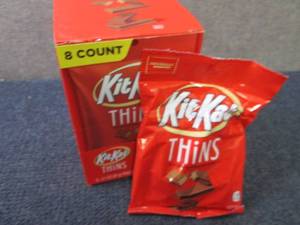 lot 341 image: 8- 3.1 oz KitKat Thins...