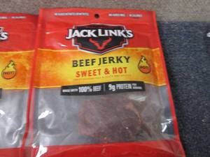 lot 386 image: 4- 3.25 oz Jack Links Sweet & Hot B...
