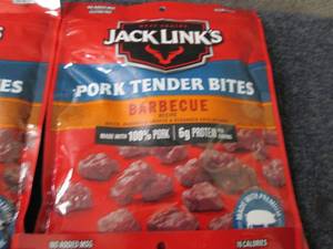 lot 395 image: 4- 3.25 oz Jack Links Barbeque Pork...