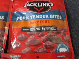 lot 396 image: 4- 3.25 oz Jack Links Barbeque Pork...