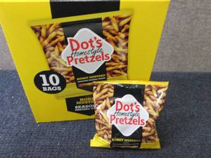 lot 413 image: 10- 1 oz Dots Honey Mustard Homest...