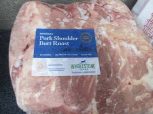 lot 426 image: BB  FROZEN Wholestone Farms Boneles...