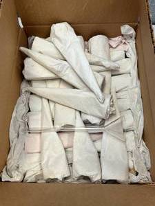 lot 8 image: Box of Approx 25 - Bunsen Funnels, 45mm Diameter, 150mm Stem