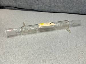 lot 50 image: Used Allihn Condenser - 2942 Top