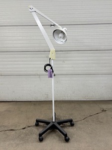 lot 22 image: MSRP $300 Dazor 605A Mobile Rolling CFL Exam Lamp  Smooth-Rolling Base for Easy Positioning  Bright, Energy-Efficient CFL Lighting  Adjustable Arm for Precise Illumination  In Great Working Condition