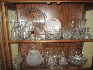 lot 11 image: (2) Shelves of content featuring Vi...