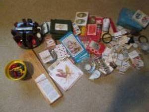 lot 39 image: Vintage game variety, matchbooks, p...