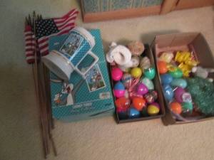 lot 51 image: Lot of American Flag plant stakes, ...