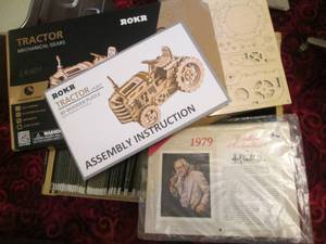 lot 63 image: Rokr Tractor mechanical Gears kit p...