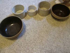 lot 85 image: Lot of Stoneware bowlsplanters...