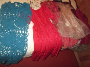 lot 192 image: Delicate Vintage smaller sized ladi...