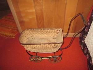 lot 199 image: Antique metal framed and wicker rat...