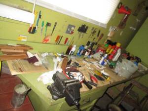 lot 216 image: 4in Columbian Bench vise plus all h...