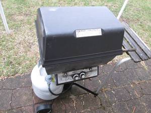 lot 222 image: ArklaMatic portable gas grill with ...