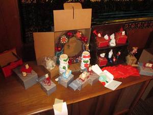 lot 173 image: Lof of vintage Avon Christmas ornam...
